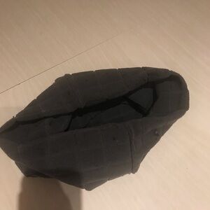 5/15$ Black Quilted Neck warmers​​